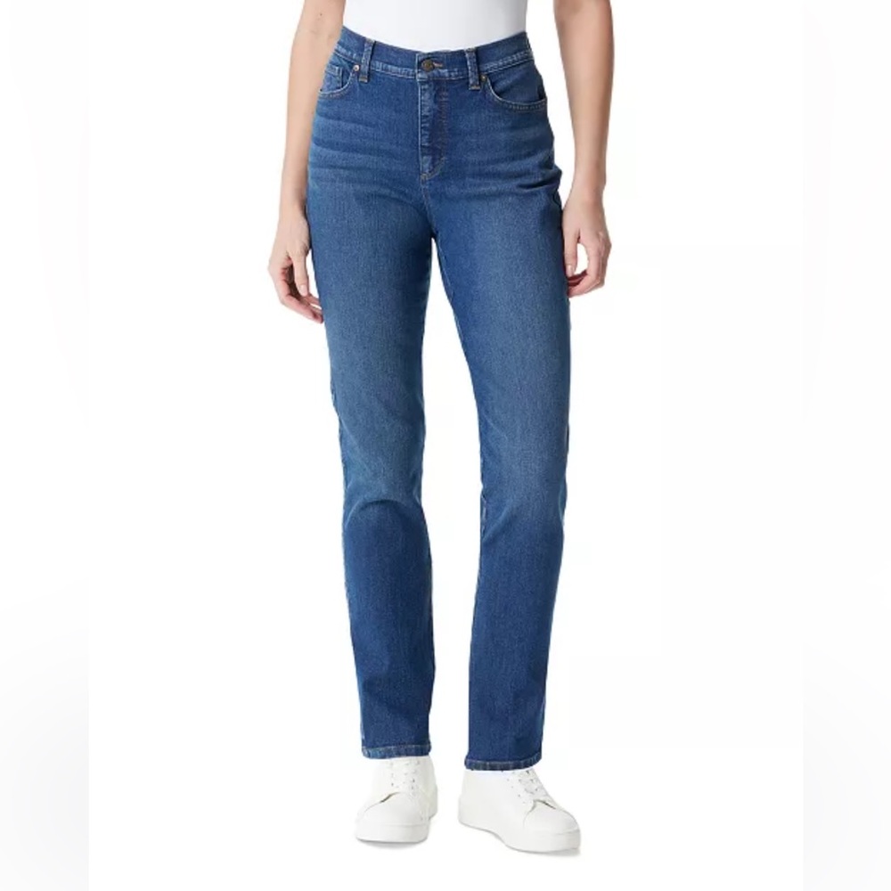 GLORIA VANDERBILT Women's Amanda Classic Straight Jeans